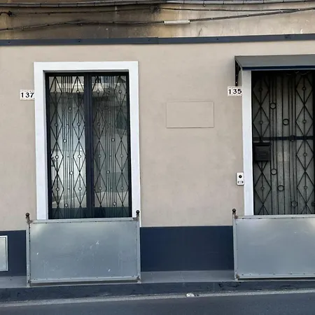 Jonia Apartmán Giarre